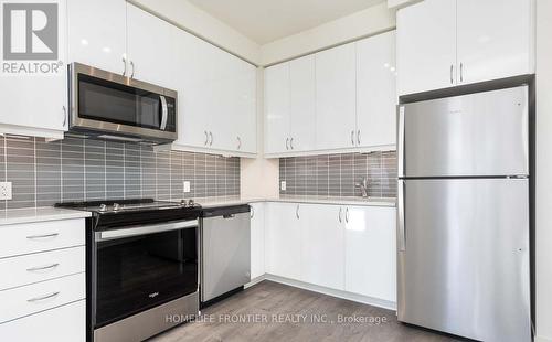 2007 - 4955 Yonge Street, Toronto, ON - Indoor Photo Showing Kitchen With Upgraded Kitchen