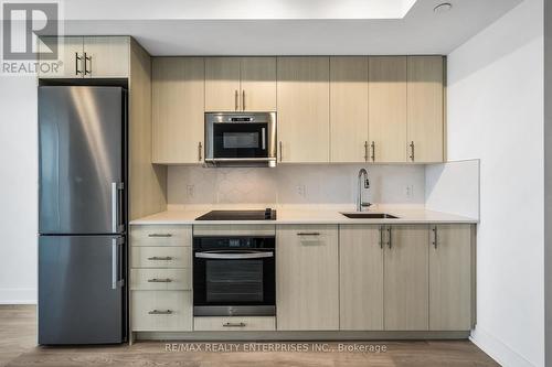 1401 - 2545 Simcoe Street N, Oshawa, ON - Indoor Photo Showing Kitchen