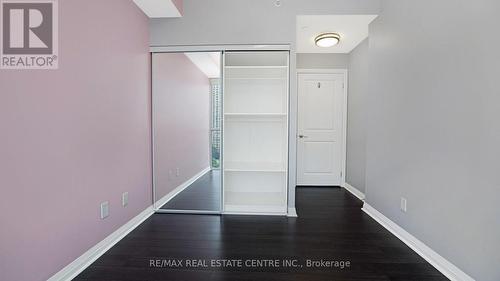 902 - 75 Eglinton Avenue W, Mississauga, ON - Indoor Photo Showing Other Room