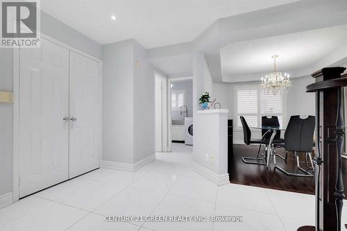 5623 Whitehorn Avenue, Mississauga, ON - Indoor Photo Showing Other Room