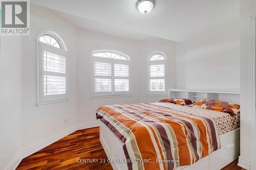 5623 Whitehorn Avenue, Mississauga, ON - Indoor Photo Showing Bedroom