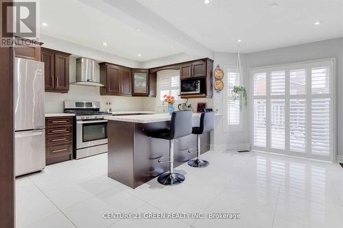 5623 Whitehorn Avenue, Mississauga, ON - Indoor Photo Showing Kitchen