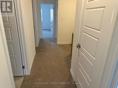 93 Masters Street, Thorold, ON - Indoor Photo Showing Other Room