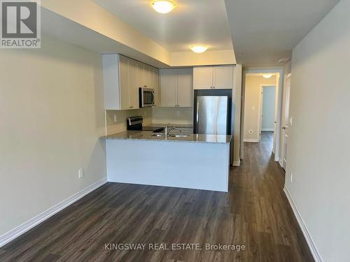 107 - 1577 Rose Way, Milton, ON - Indoor Photo Showing Kitchen