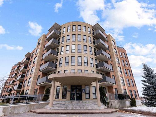 ExtÃ©rieur - 210-50 Rue Barnett, Dollard-Des-Ormeaux, QC - Outdoor With Facade