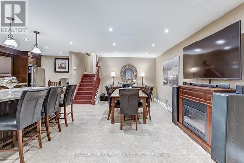 2481 Cobbinshaw Circle, Mississauga, ON - Indoor Photo Showing Dining Room