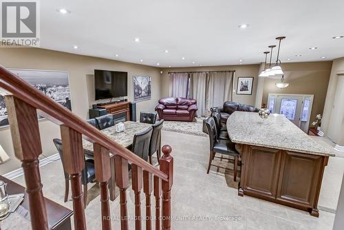 2481 Cobbinshaw Circle, Mississauga, ON - Indoor