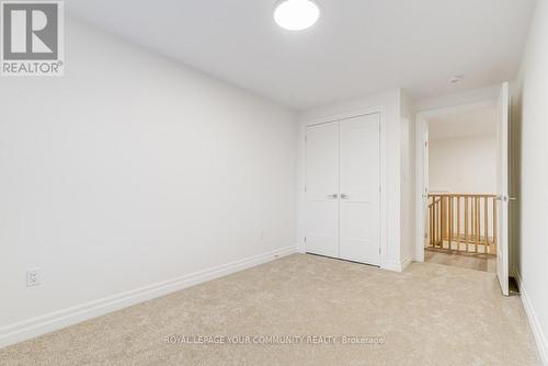 7483 Splendour Drive, Niagara Falls, ON - Indoor Photo Showing Other Room