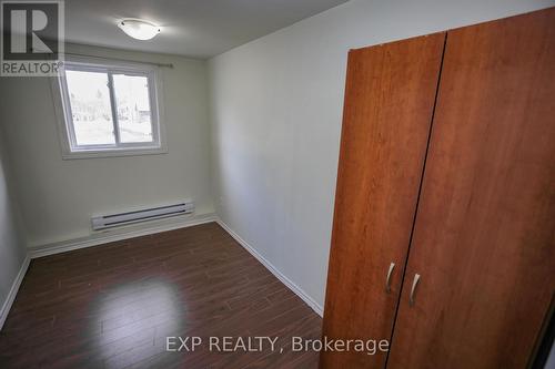 20 Main Street W, Elizabethtown-Kitley, ON - Indoor Photo Showing Other Room