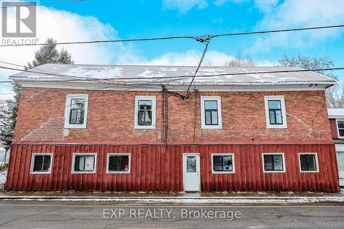 20 Main Street W, Elizabethtown-Kitley, ON - Outdoor