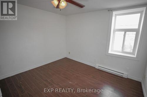 20 Main Street W, Elizabethtown-Kitley, ON - Indoor Photo Showing Other Room