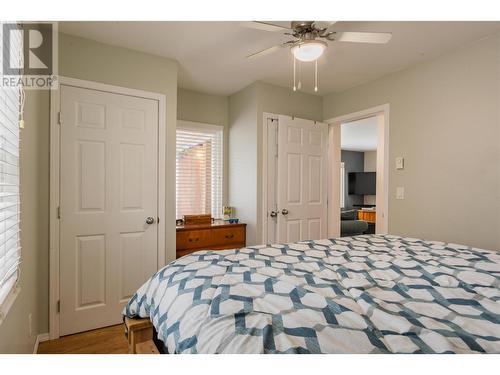 615 Dickens Street, Warfield, BC - Indoor Photo Showing Bedroom