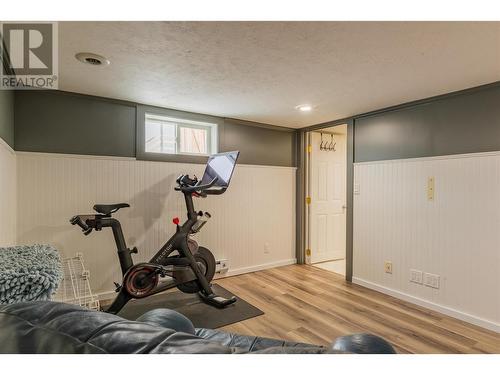 615 Dickens Street, Warfield, BC - Indoor Photo Showing Gym Room