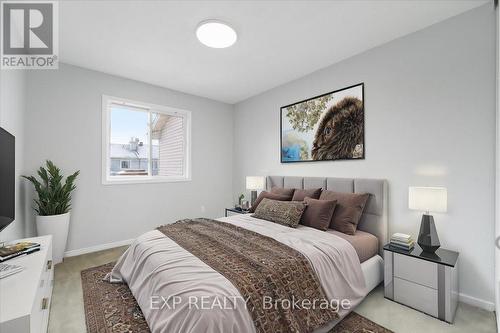 12 Claridge Drive N, Ottawa, ON - Indoor Photo Showing Bedroom