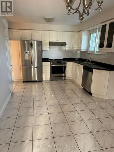 Upper - 91 Rainbow Drive, Vaughan, ON - Indoor Photo Showing Kitchen With Stainless Steel Kitchen