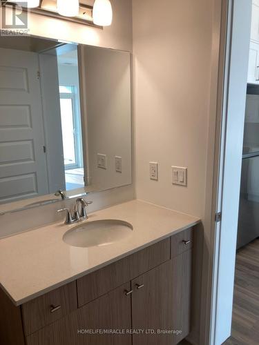 607 - 480 Gordon Krantz Avenue, Milton, ON - Indoor Photo Showing Bathroom