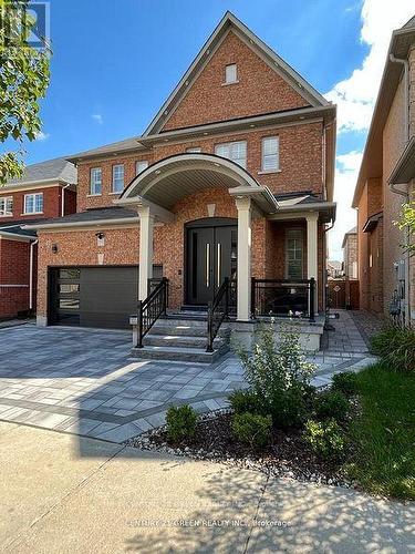 294 Kincardine(Basement) Terrace, Milton, ON - Outdoor With Facade