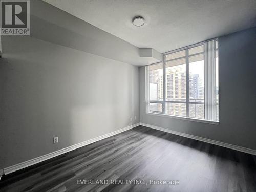 901 - 388 Prince Of Wales Drive, Mississauga, ON - Indoor Photo Showing Other Room