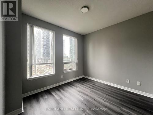 901 - 388 Prince Of Wales Drive, Mississauga, ON - Indoor Photo Showing Other Room