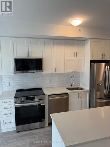 211 - 490 Gordon Krantz Avenue, Milton, ON - Indoor Photo Showing Kitchen