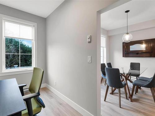 14-1810 Kings Rd, Saanich, BC 