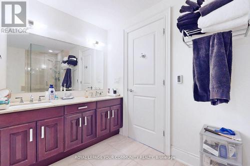 405 - 1717 Avenue Road, Toronto, ON - Indoor Photo Showing Bathroom