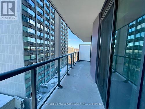 907 - 308 Jarvis Street, Toronto, ON - Outdoor With Balcony With Exterior