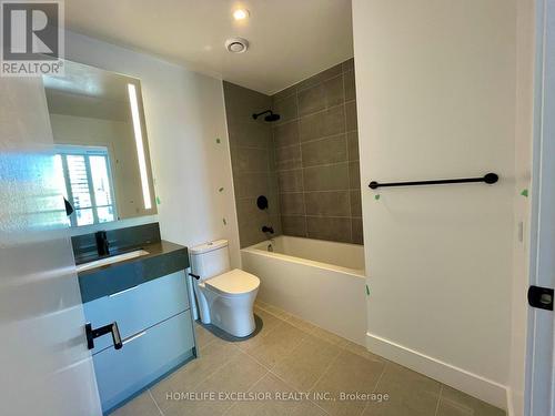 907 - 308 Jarvis Street, Toronto, ON - Indoor Photo Showing Bathroom