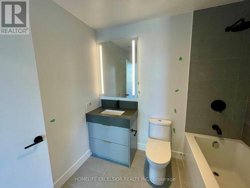 907 - 308 Jarvis Street, Toronto, ON - Indoor Photo Showing Bathroom