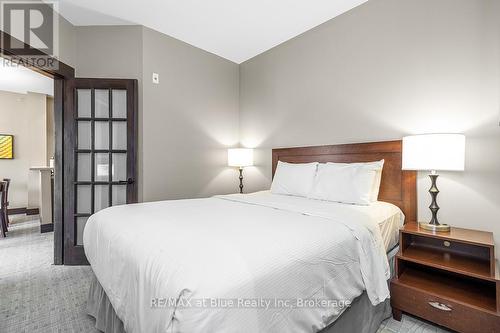 422 - 190 Jozo Weider Boulevard, Blue Mountains (Blue Mountain Resort Area), ON - Indoor Photo Showing Bedroom