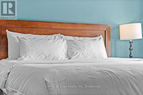 422 - 190 Jozo Weider Boulevard, Blue Mountains (Blue Mountain Resort Area), ON - Indoor Photo Showing Bedroom