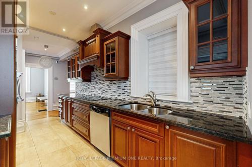 110 - 10360 Islington Avenue, Vaughan, ON - Indoor Photo Showing Kitchen With Double Sink