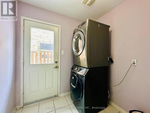 81 Botavia Downs Drive, Brampton, ON - Indoor Photo Showing Laundry Room