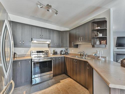 Cuisine - 2230 Rue Isaac-Jogues, Saint-Jérôme, QC - Indoor Photo Showing Kitchen With Double Sink