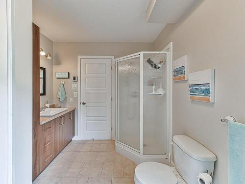 Salle de bains - 2230 Rue Isaac-Jogues, Saint-Jérôme, QC - Indoor Photo Showing Bathroom