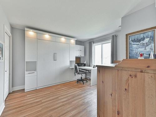 Chambre Ã Â coucher - 2230 Rue Isaac-Jogues, Saint-Jérôme, QC - Indoor