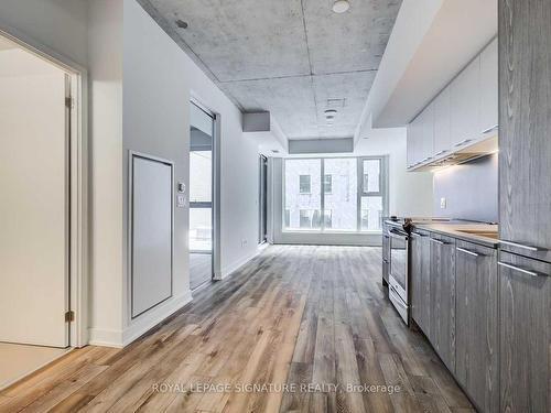 512-30 Baseball Pl, Toronto, ON - Indoor Photo Showing Kitchen