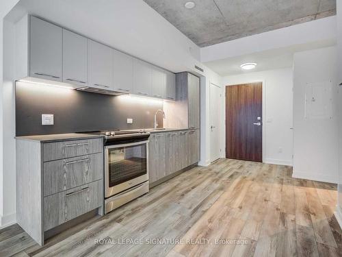 512-30 Baseball Pl, Toronto, ON - Indoor Photo Showing Kitchen