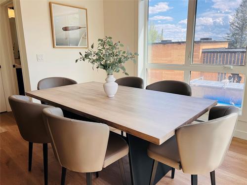 402-514 14Th Street, Invermere, BC - Indoor Photo Showing Dining Room