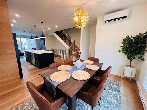 403-514 14Th Street, Invermere, BC - Indoor Photo Showing Dining Room