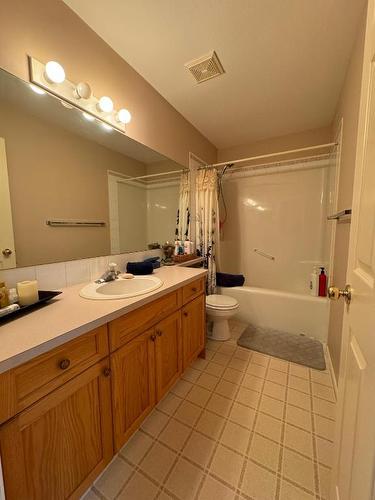 10A Wolf Crescent, Invermere, BC - Indoor Photo Showing Bathroom