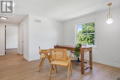 140 Tanbark Road, Niagara-On-The-Lake (105 - St. Davids), ON - Indoor Photo Showing Dining Room