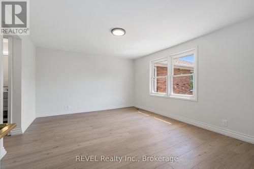 140 Tanbark Road, Niagara-On-The-Lake (105 - St. Davids), ON - Indoor Photo Showing Other Room