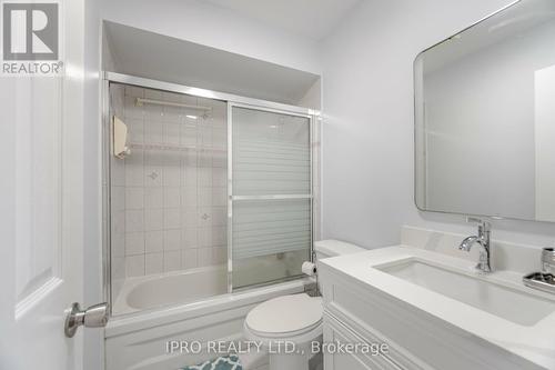 2963 Gulfstream Way, Mississauga, ON - Indoor Photo Showing Bathroom