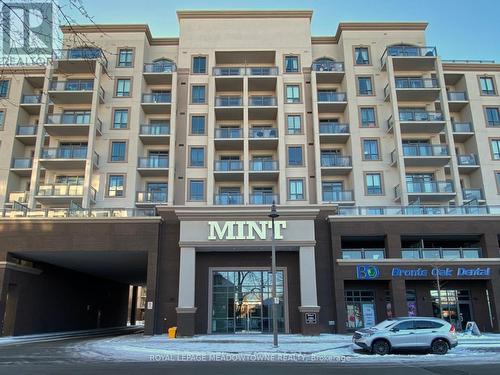 813 - 2486 Old Bronte Road, Oakville, ON - Outdoor With Balcony With Facade