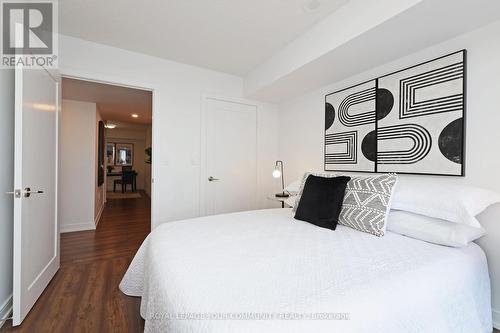 607 - 225 Village Green Square, Toronto, ON - Indoor Photo Showing Bedroom