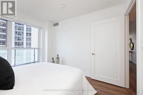 607 - 225 Village Green Square, Toronto, ON - Indoor Photo Showing Bedroom