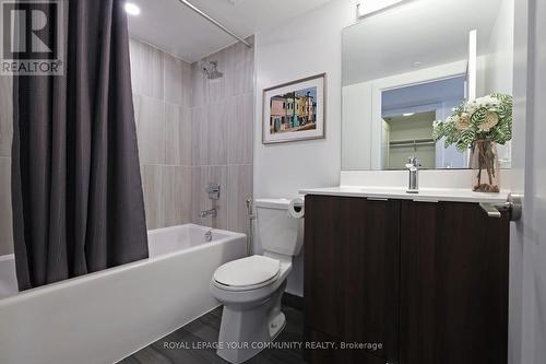 607 - 225 Village Green Square, Toronto, ON - Indoor Photo Showing Bathroom