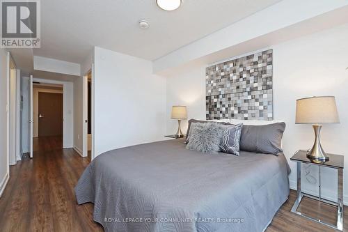 607 - 225 Village Green Square, Toronto, ON - Indoor Photo Showing Bedroom