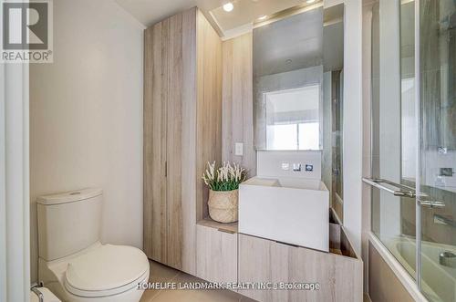 4908 - 1 Bloor Street E, Toronto, ON - Indoor Photo Showing Bathroom